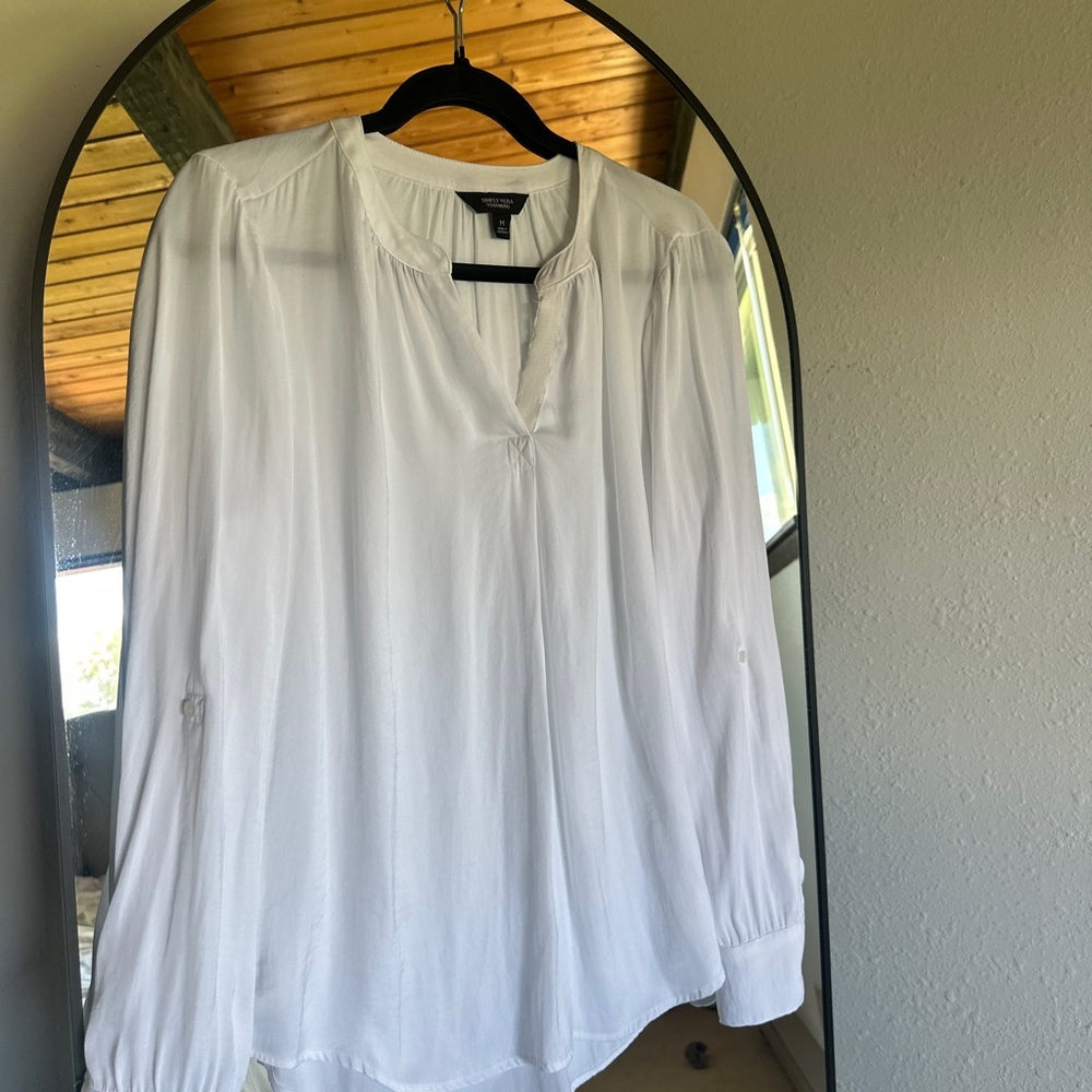 Simply Vera Classic Elegant White Blouse
